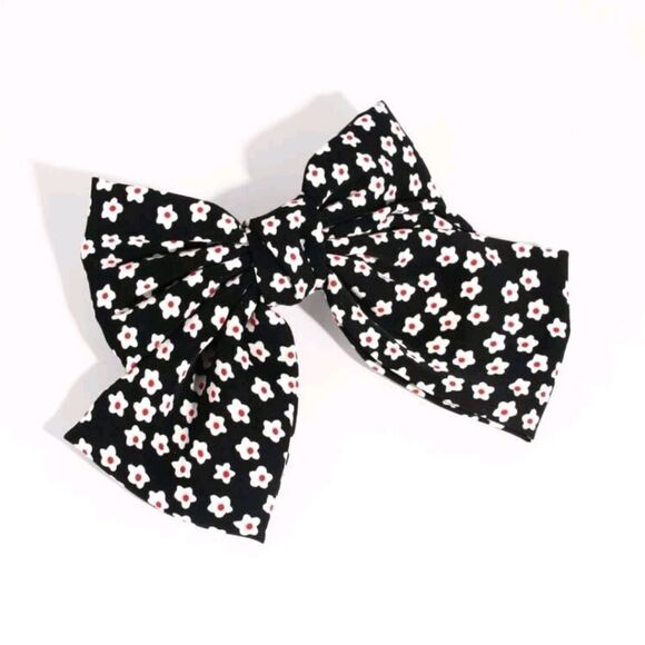 Daisy Print Bow Barrette - Picture 1 of 4
